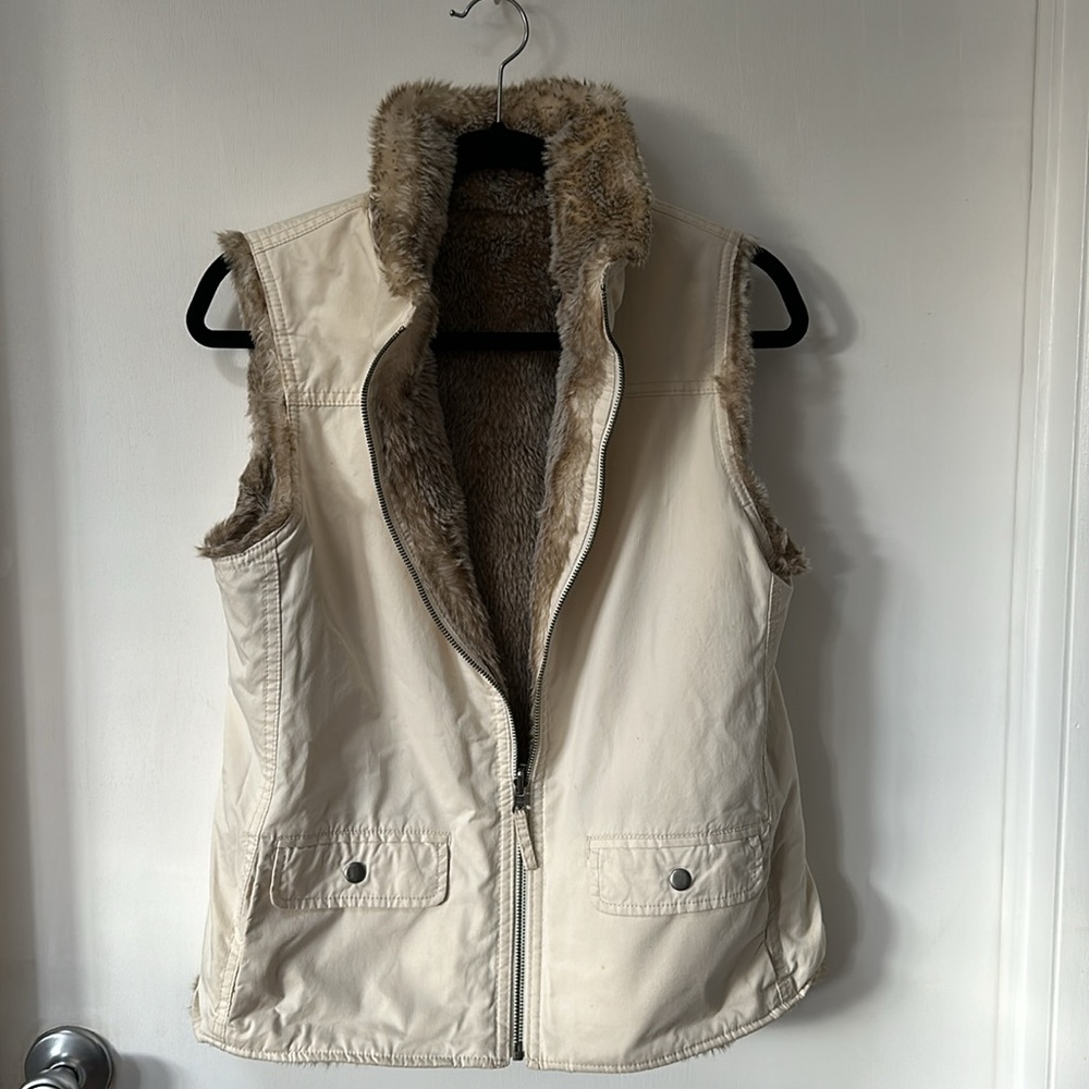 The Gap faux fur reversible vest; medium/large - Picture 3 of 6